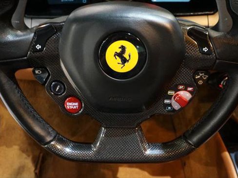 Used 2011 Ferrari 458 Italia Coupe image 17