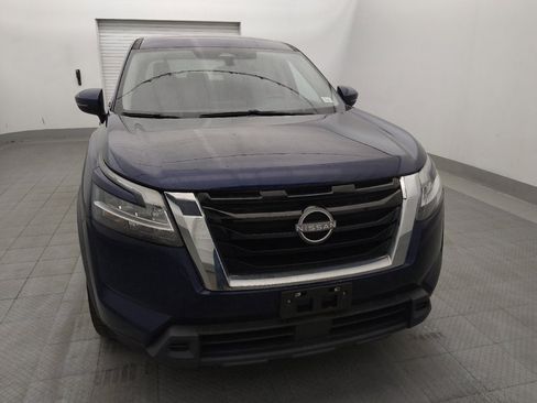 Used 2022 Nissan Pathfinder S AWD/4WD image 14
