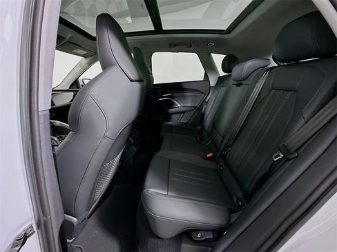 New 2025 Audi Q5 2.0T Premium Plus image 17