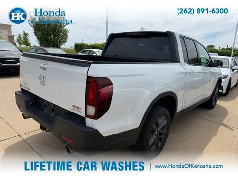 Used 2023 Honda Ridgeline Sport image 2