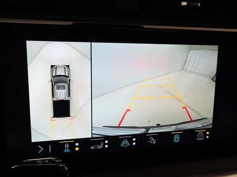 Used 2023 GMC Sierra 1500 Denali Ultimate image 17