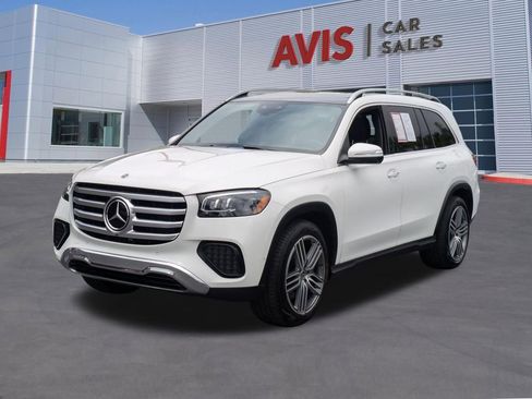 Used 2025 Mercedes-Benz GLS 450 4MATIC image 1