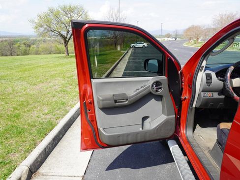 Used 2009 Nissan Xterra S image 19