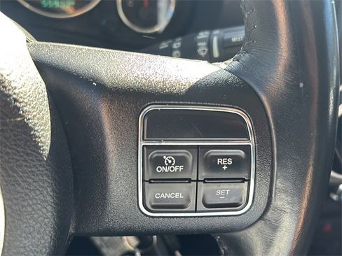 Used 2016 Jeep Wrangler Unlimited Sahara w/ Connectivity Group image 23