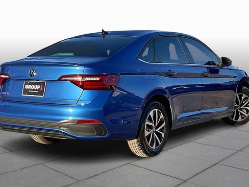 Used 2023 Volkswagen Jetta S image 11