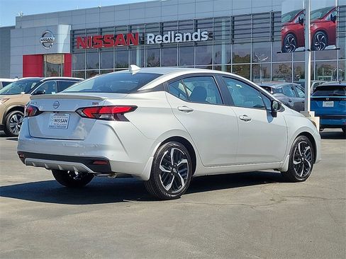 New 2025 Nissan Versa SR w/ Trunk Package image 2