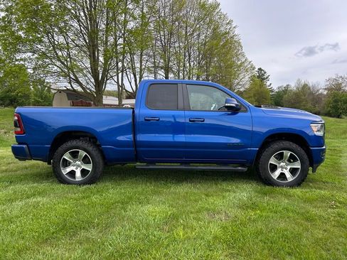 Used 2019 RAM 1500 Sport w/ Level 2 Equipment Group AWD/4WD image 2