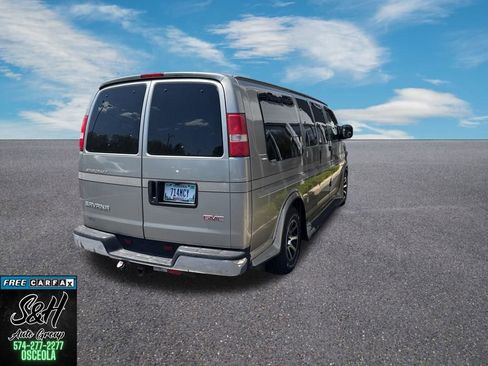 Used 2004 GMC Savana 1500 w/ Preferred Equipment Group RWD image 5