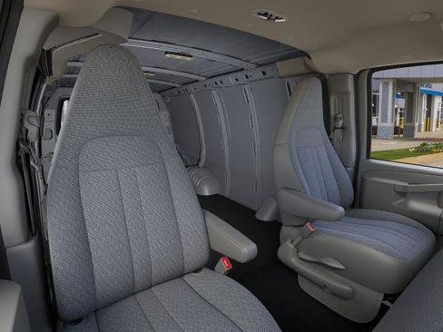 New 2026 Chevrolet Express 3500 RWD image 40