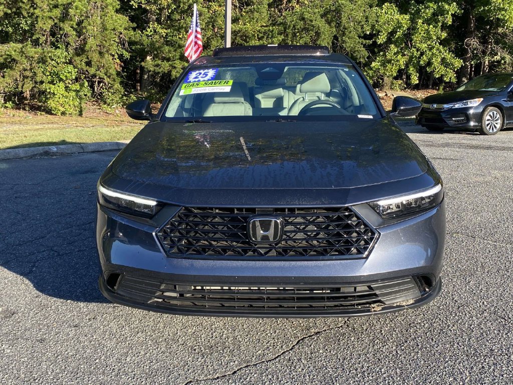 Certified 2025 Honda Accord SE image 7