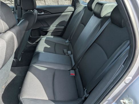 Used 2020 Honda Civic Sport image 16