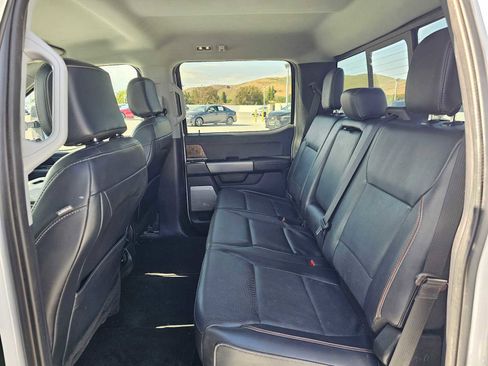 Used 2024 Ford F250 Lariat w/ Black Appearance Package AWD/4WD image 16