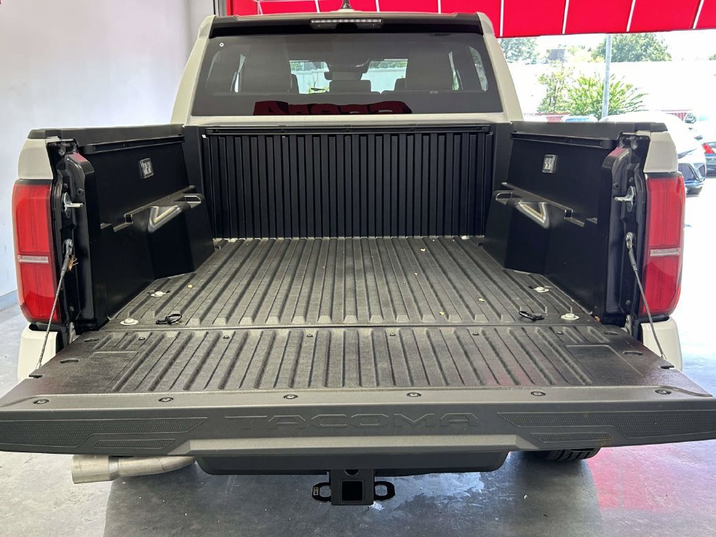Used 2026 Toyota Tacoma SR5 RWD image 12