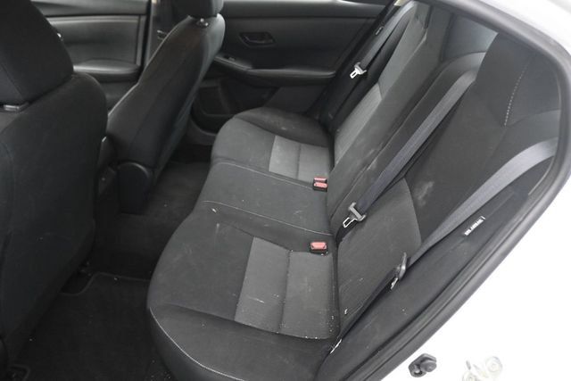Used 2024 Nissan Sentra SV FWD image 19