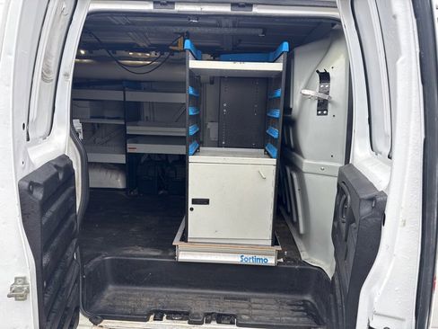 Used 2015 Chevrolet Express 2500 image 11