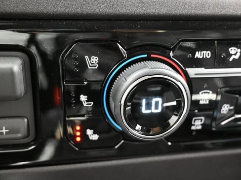 Used 2026 Chevrolet Silverado 1500 LTZ RWD image 30