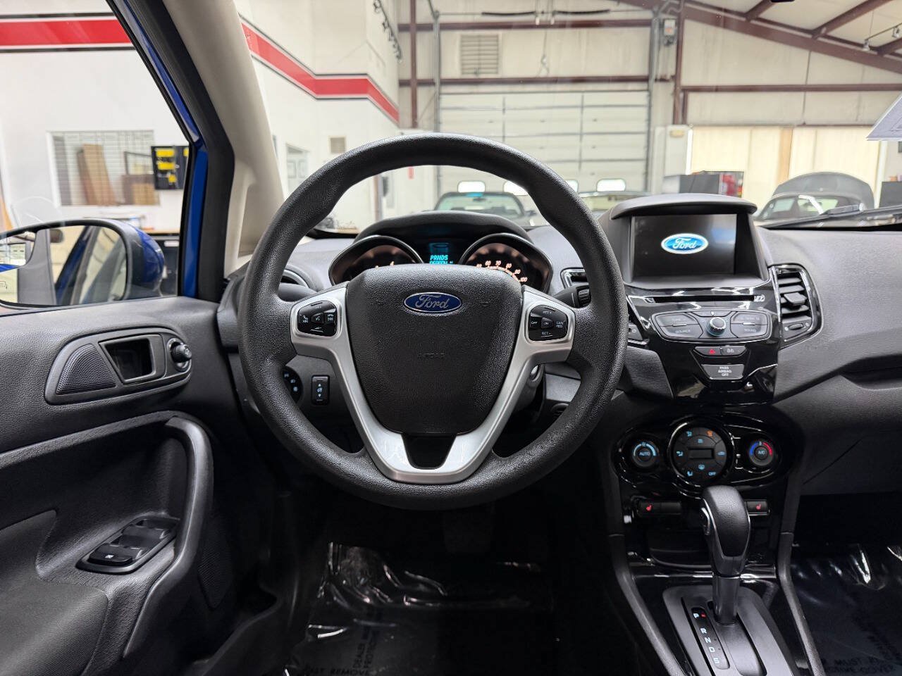 Used 2018 Ford Fiesta SE w/ Equipment Group 201A FWD image 21