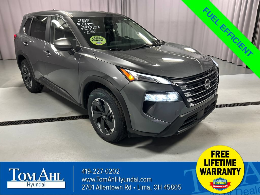 Used 2025 Nissan Rogue SV AWD/4WD 360° Tour