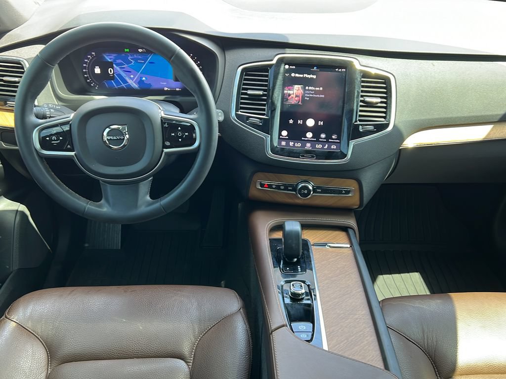Certified 2023 Volvo XC90 B6 Plus w/ Protection Package Premier AWD/4WD image 11