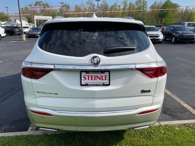 Used 2023 Buick Enclave Essence FWD image 6