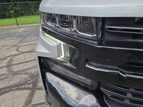Used 2022 Chevrolet Silverado 1500 LT Trail Boss w/ Safety Package AWD/4WD image 5