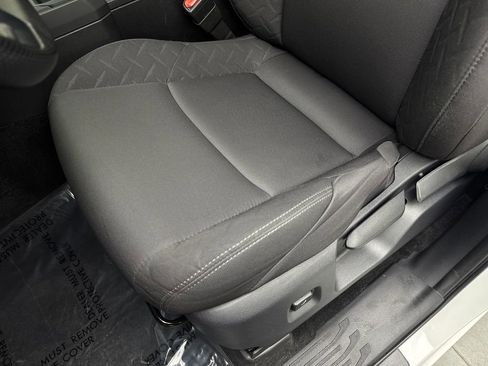 Used 2025 Toyota Tacoma SR image 27