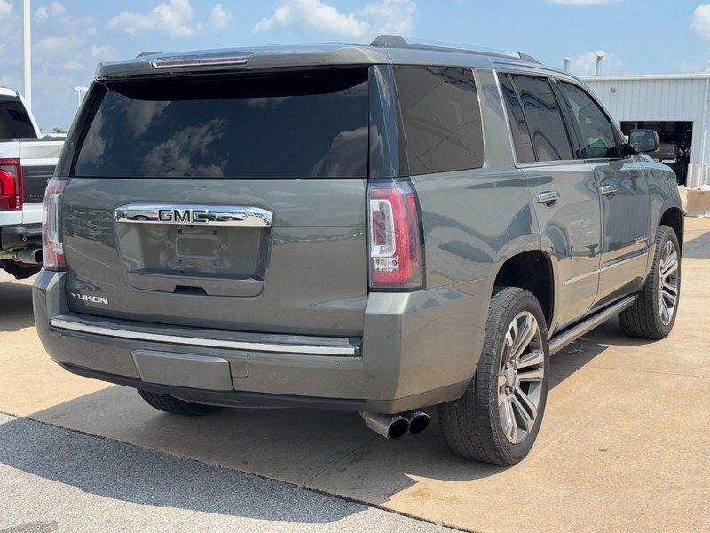 Used 2018 GMC Yukon Denali w/ Denali Ultimate Package AWD/4WD image 3