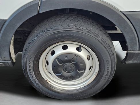 Used 2019 Ford Transit 250 148 Medium Roof image 26