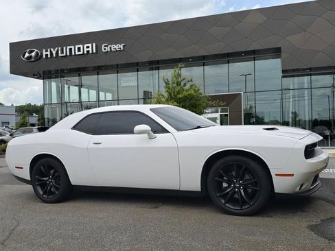 Used 2018 Dodge Challenger SXT w/ Blacktop Package RWD image 1