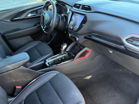 Used 2023 Chevrolet TrailBlazer RS w/ Convenience Package image 12
