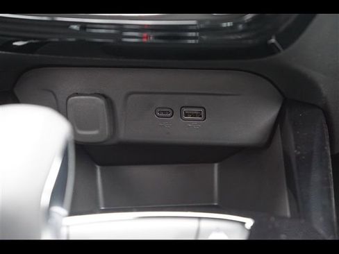 New 2025 Chevrolet Trax ACTIV w/ Driver Confidence Package image 11