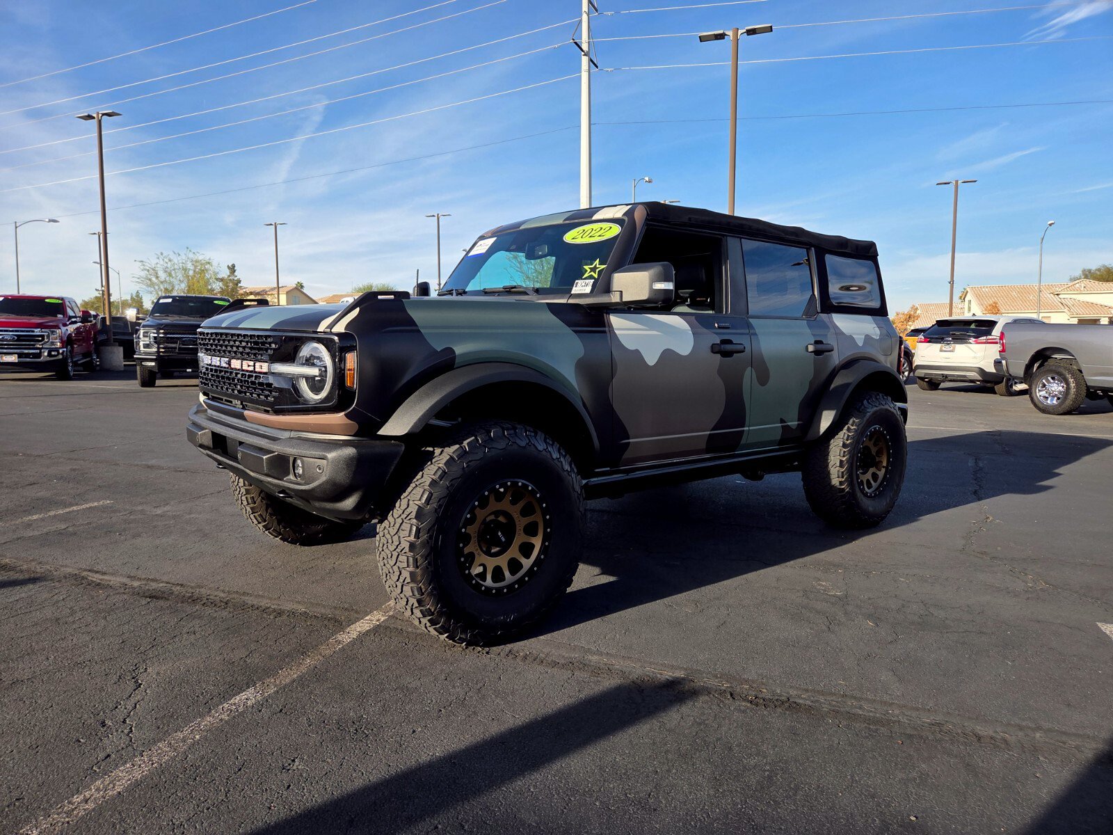 Certified 2022 Ford Bronco Wildtrak AWD/4WD image 2