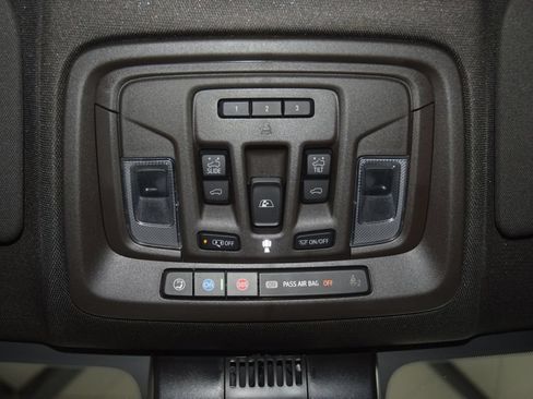 Used 2025 GMC Sierra 2500 SLT w/ SLT Premium Package AWD/4WD image 54