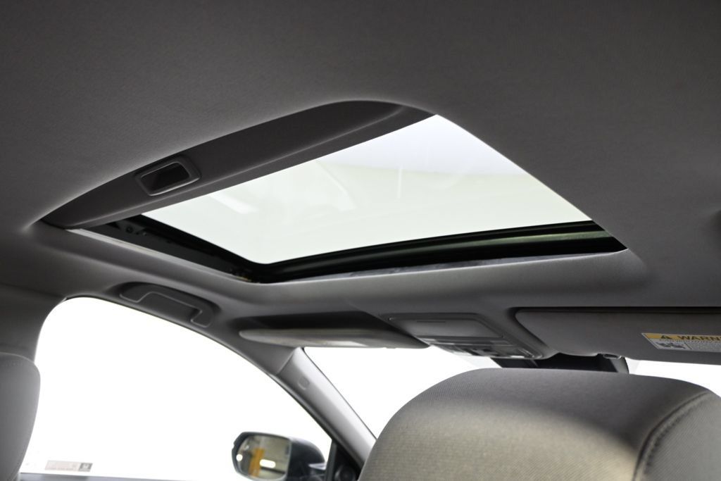 Used 2019 Honda CR-V EX image 15