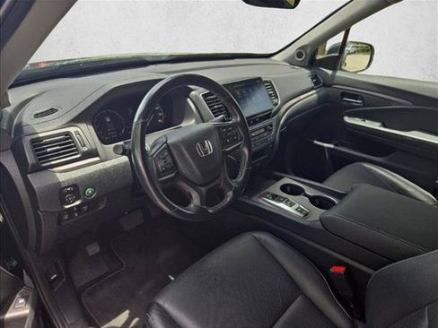 Used 2025 Honda Ridgeline RTL image 3
