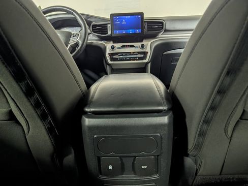 Certified 2023 Ford Explorer XLT AWD/4WD image 14