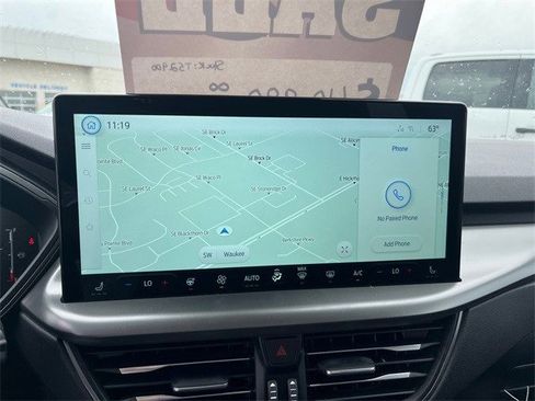 New 2025 Ford Escape SE w/ Class II Trailer Tow Package image 25