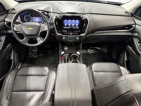 Used 2020 Chevrolet Traverse LT w/ Driver Confidence II Package image 12