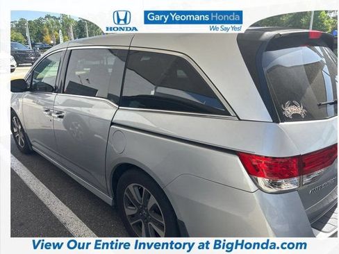 Used 2015 Honda Odyssey Touring Elite image 5