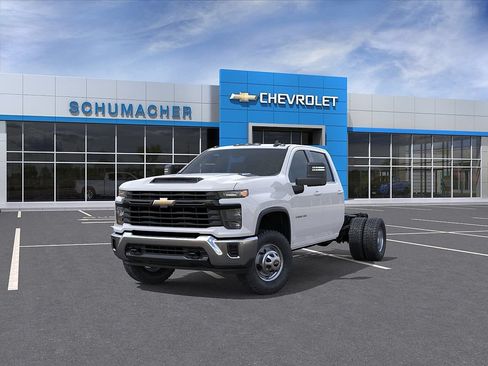 New 2026 Chevrolet Silverado 3500 W/T w/ Snow Plow Prep Package AWD/4WD image 8