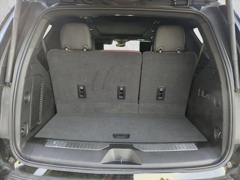 Used 2024 GMC Yukon Denali Ultimate image 6