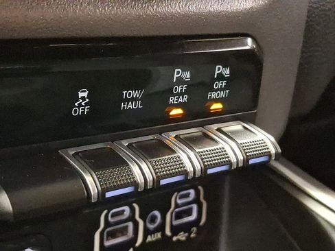 Used 2019 RAM 1500 Big Horn AWD/4WD image 20
