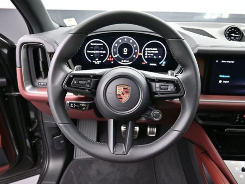 New 2026 Porsche Cayenne S image 7