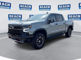 Used 2023 Chevrolet Silverado 1500 ZR2 w/ Technology Package AWD/4WD video 1
