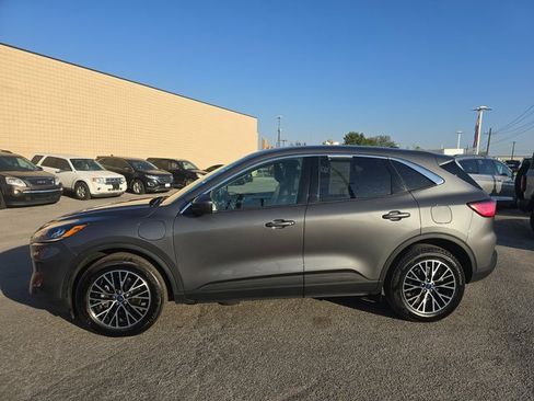 Used 2022 Ford Escape SEL image 8