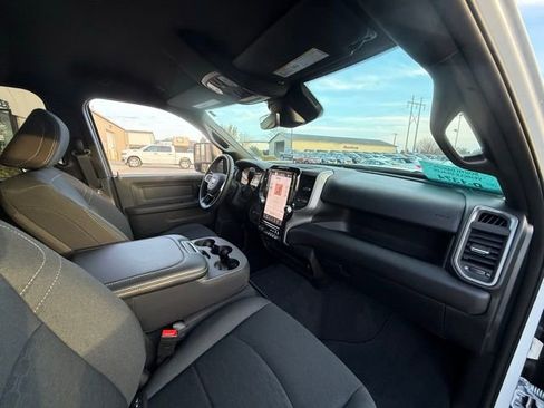 New 2026 RAM 2500 Tradesman AWD/4WD image 11