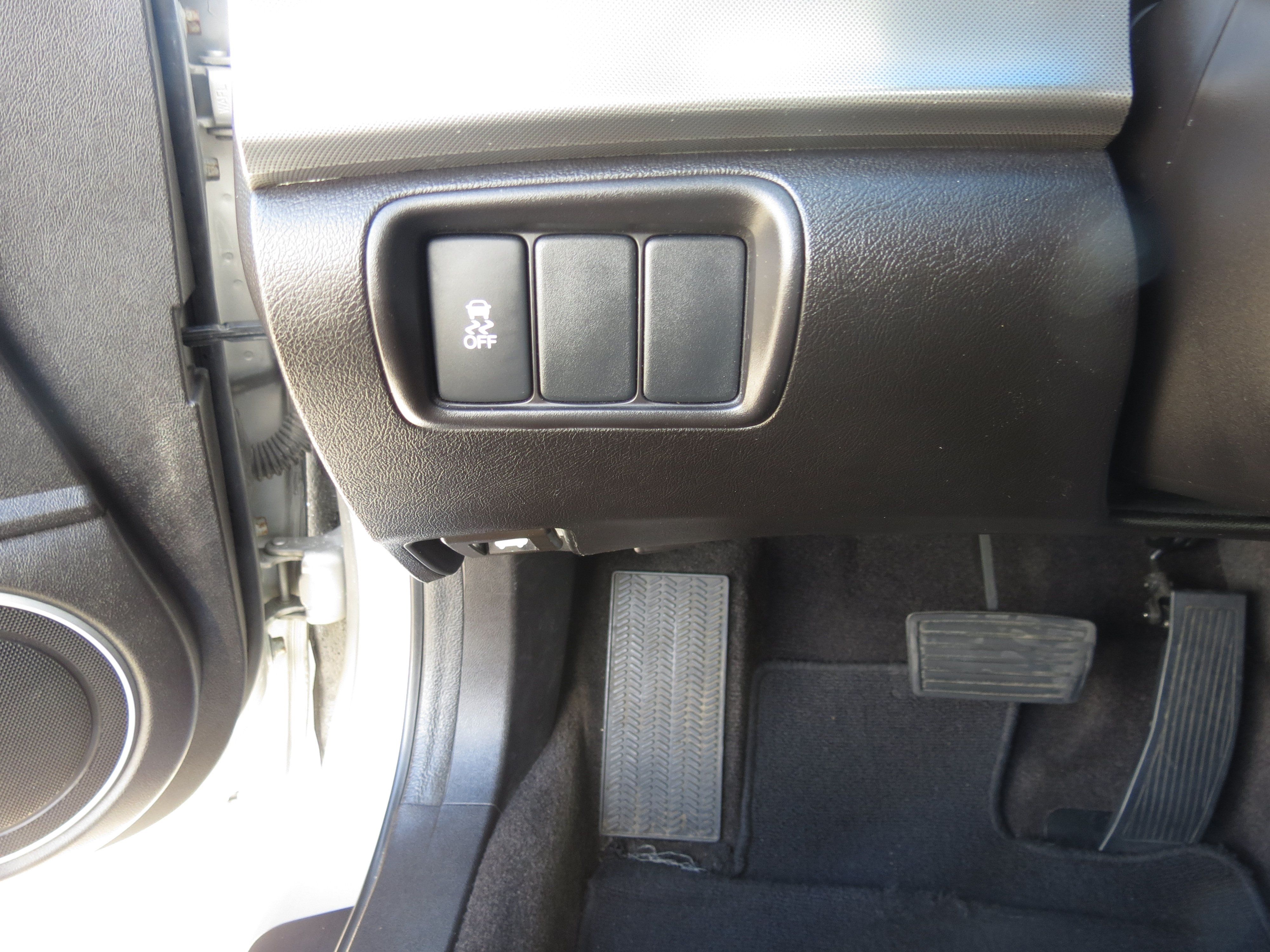 Used 2011 Acura TL w/ Technology Package FWD image 11