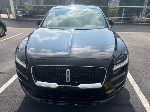 Used 2023 Lincoln Nautilus Reserve w/ Monochromatic Package AWD/4WD image 2