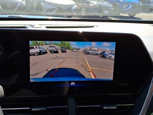 Used 2025 Chevrolet Trax ACTIV w/ Driver Confidence Package image 18