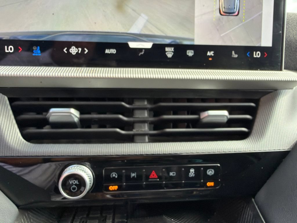Used 2025 Ford Explorer ST AWD/4WD image 29
